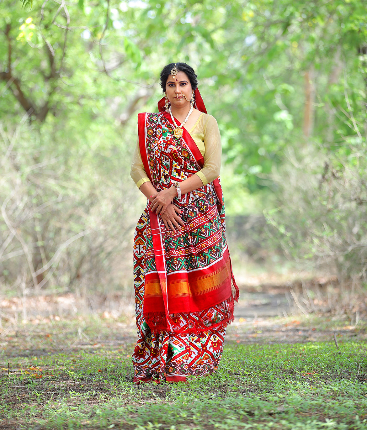 Laju Shaparia Vouge Traditional Weaves